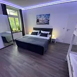 Krabbennest Ferienwohnung Mit Whirlpool Und Infrarotsauna Zentral